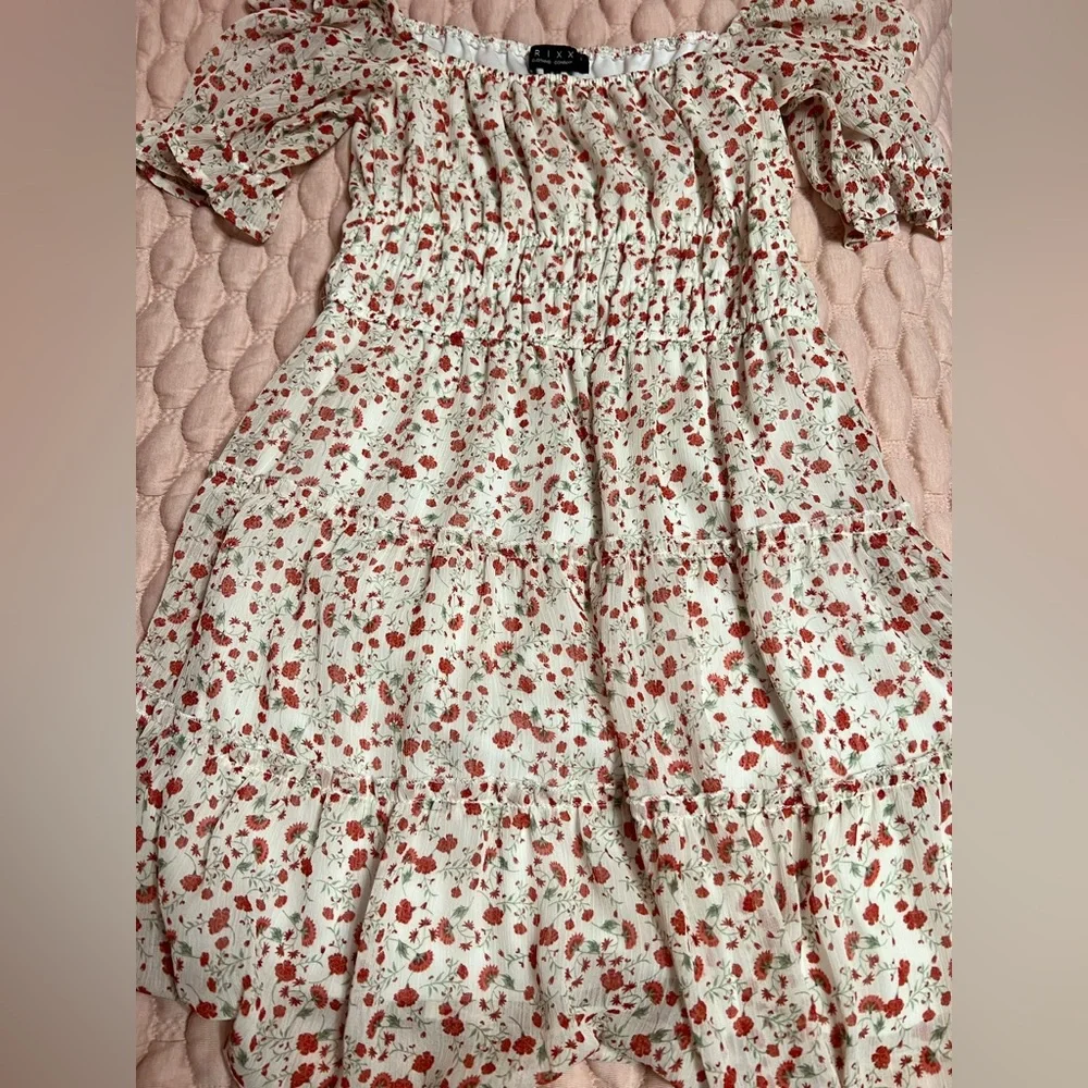 trixxi white ruffle tiered floral puff sleeve dress - Picture 2 of 8